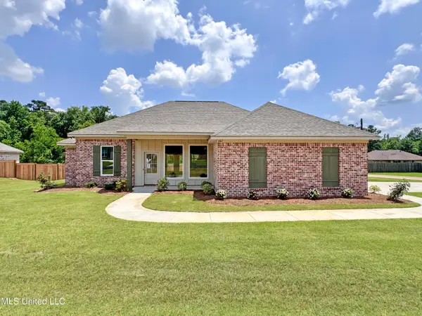 207 NW Dolly Lane, Magee, MS 39111