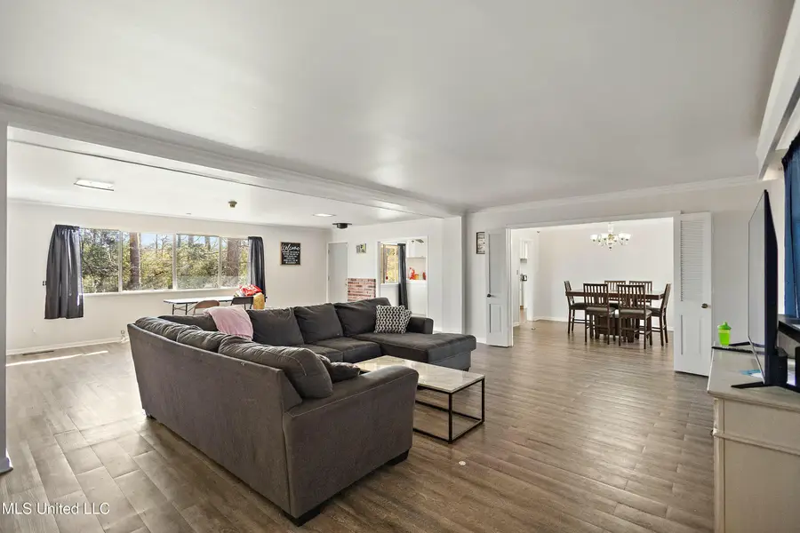 5726 Fernwood Drive, Jackson, MS 39206 - Image #3