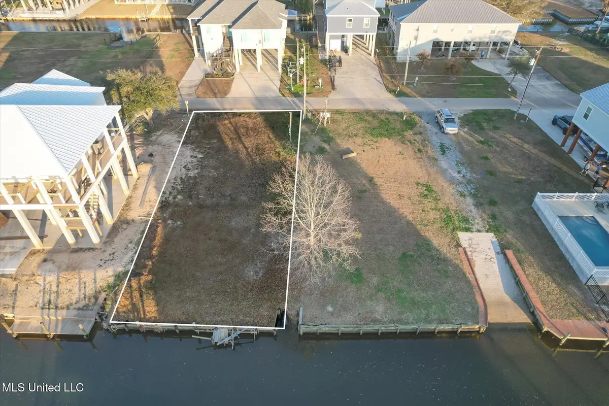 86 Fiber Street, Bay Saint Louis, MS 39520 - Image #1