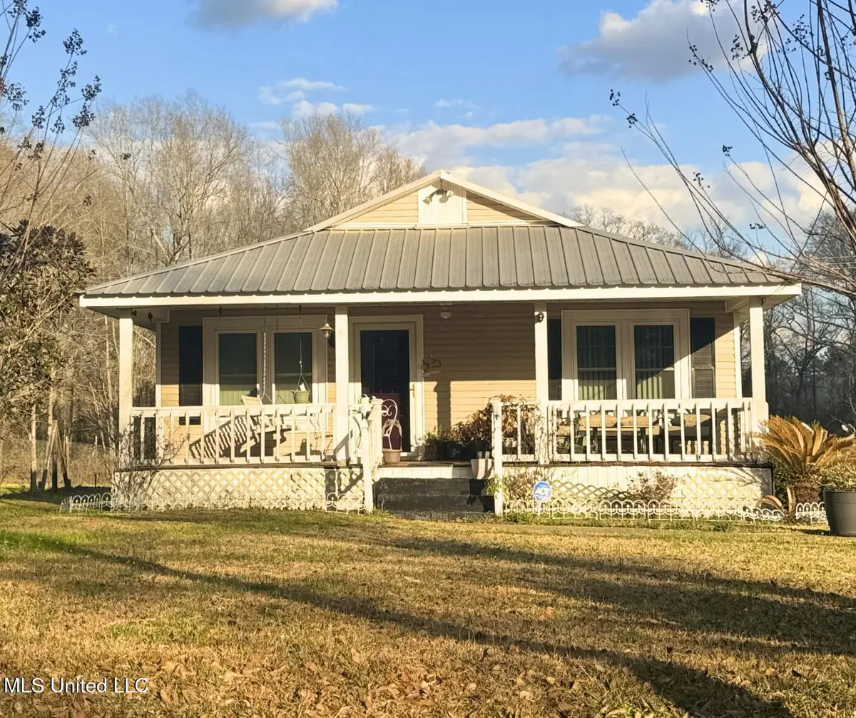 1041 Van Norman, McComb, MS 39648 - Image #1