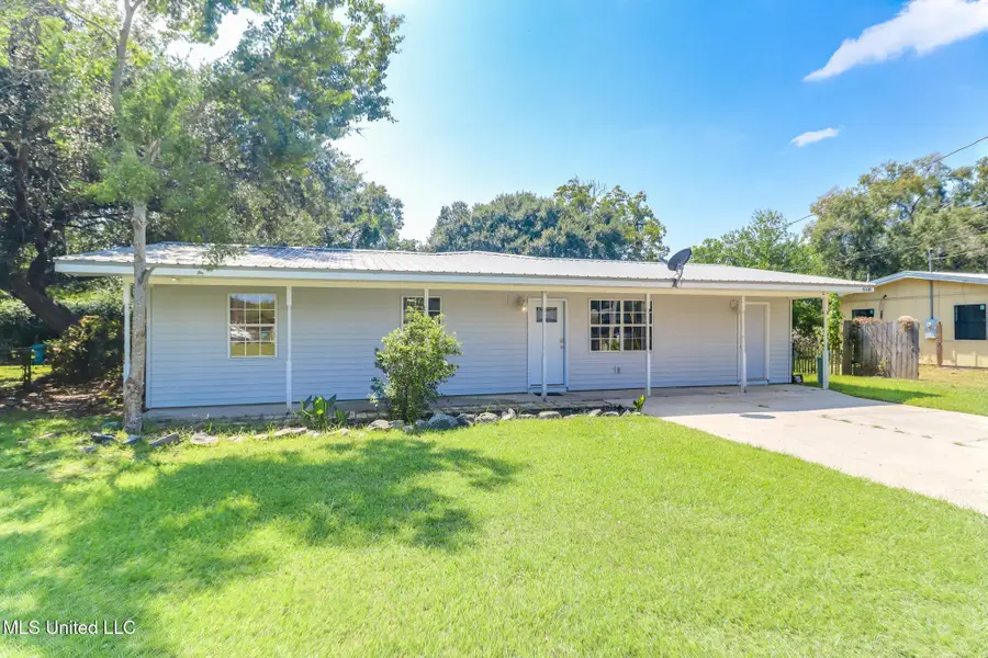 4508 New Hope Avenue, Pascagoula, MS 39581 - Image #2