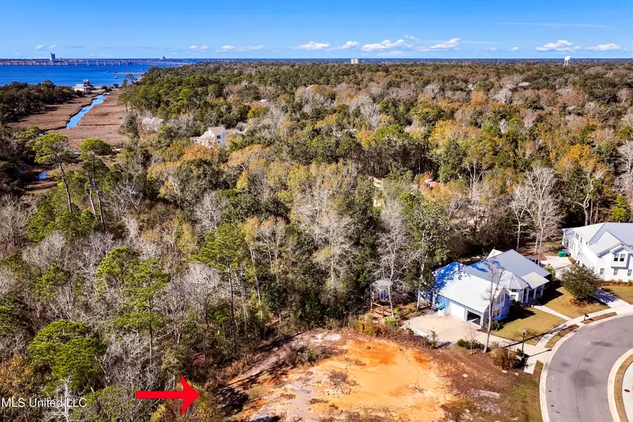 133 Seaside Drive, Ocean Springs, MS 39564 - #2