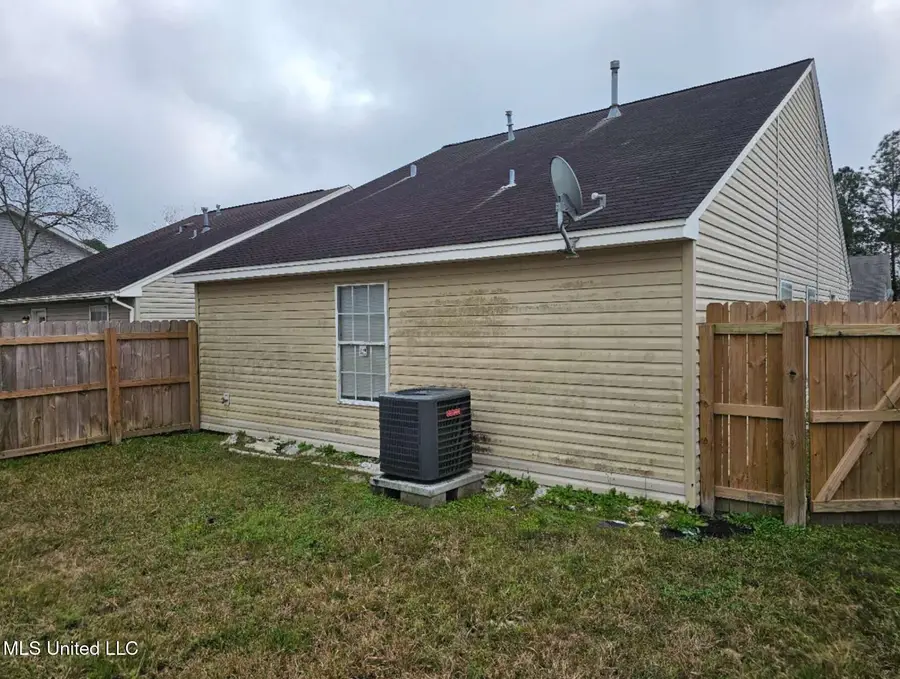 10589 E Bay Tree Drive, Gulfport, MS 39503 - Image #2