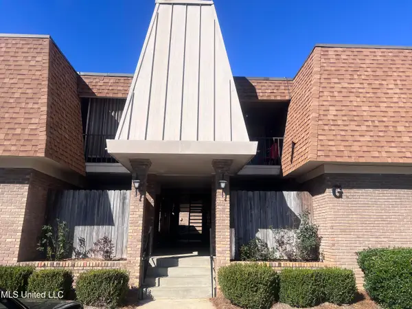 5155 Wayneland Drive, Jackson, MS 39211