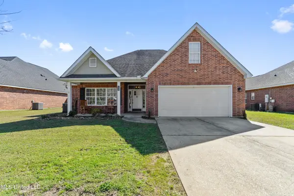 2508 Rue Beaux Chenes, Ocean Springs, MS 39564