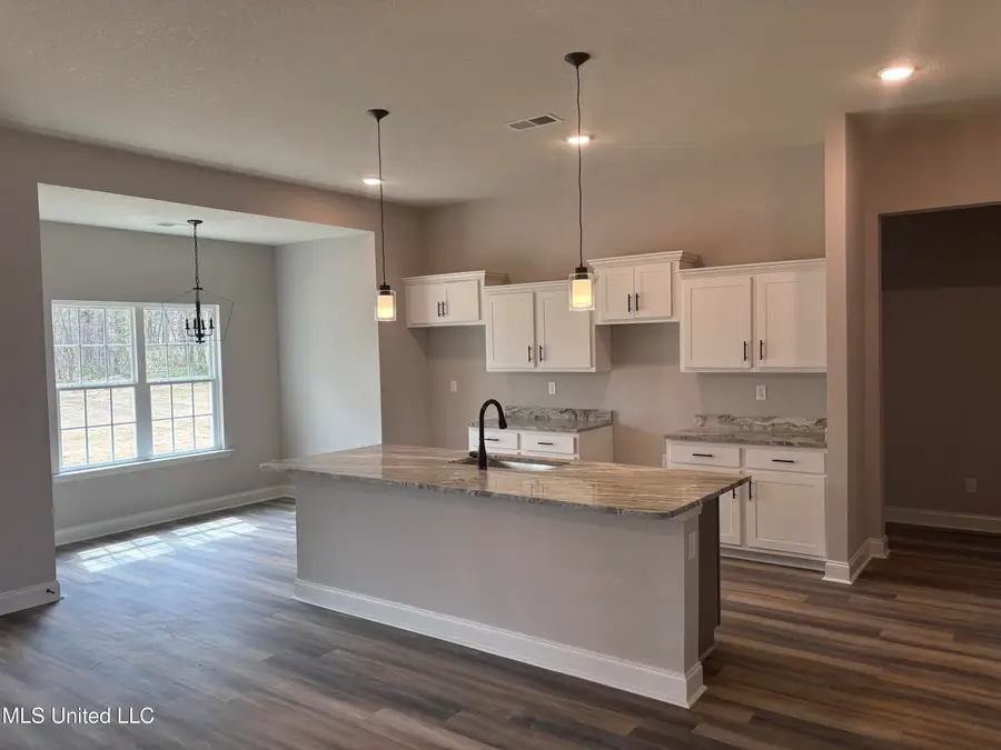 939 Buttermilk Drive, Nesbit, MS 38651 - Image #3