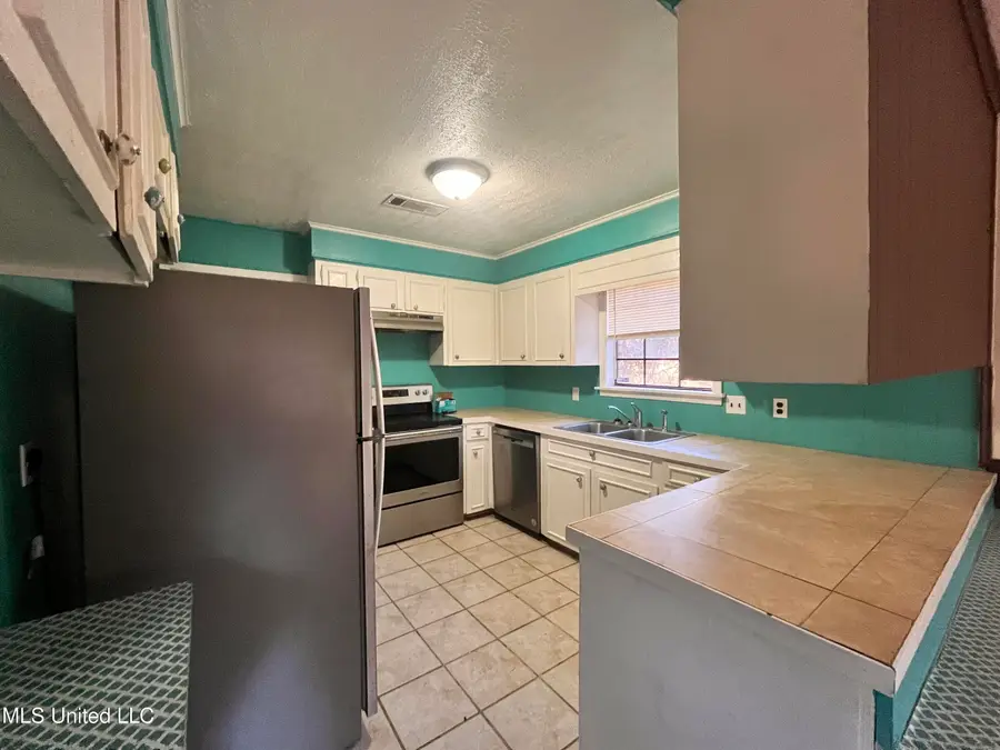 143 Waywood Drive, Jackson, MS 39212 - #3