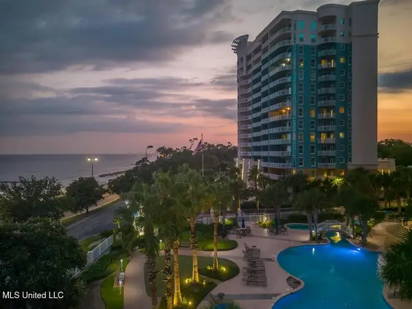 2228 Beach Drive, Gulfport, MS 39507