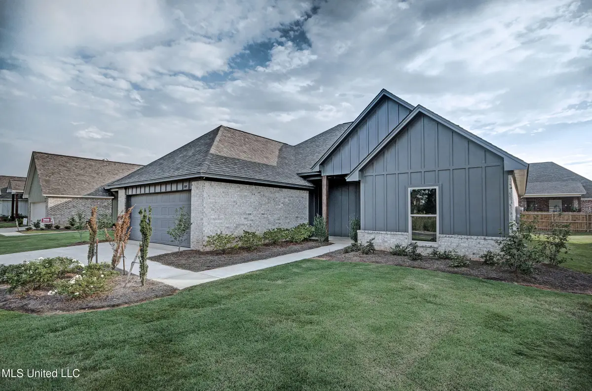 109 Southern Oak Way, Canton, MS 39046 - Image #1