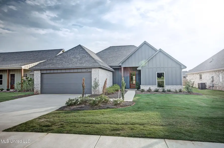 109 Southern Oak Way, Canton, MS 39046 - Image #2