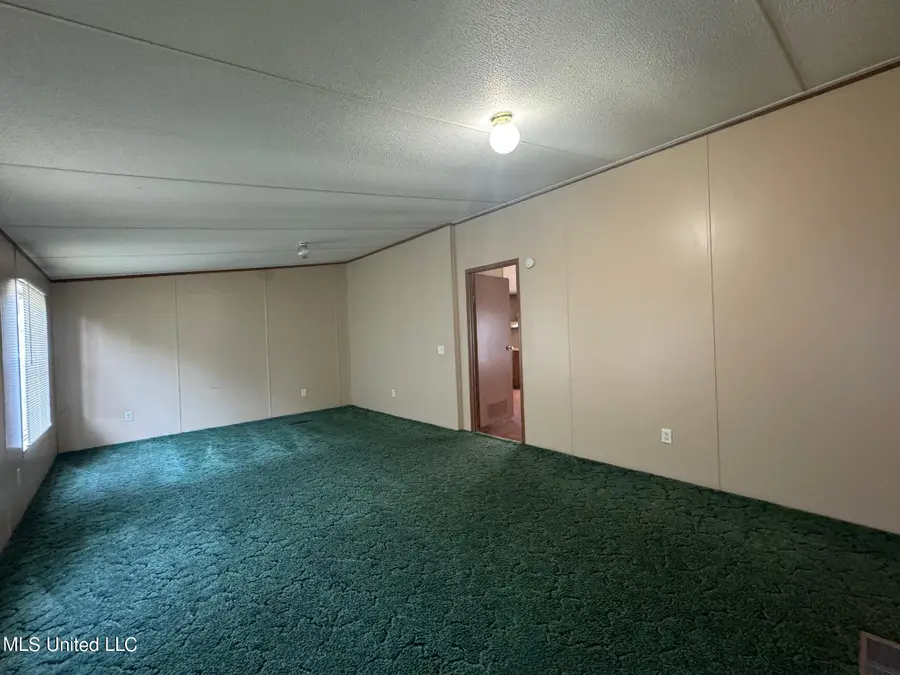 101 Stockton Drive, Vicksburg, MS 39183 - Image #3