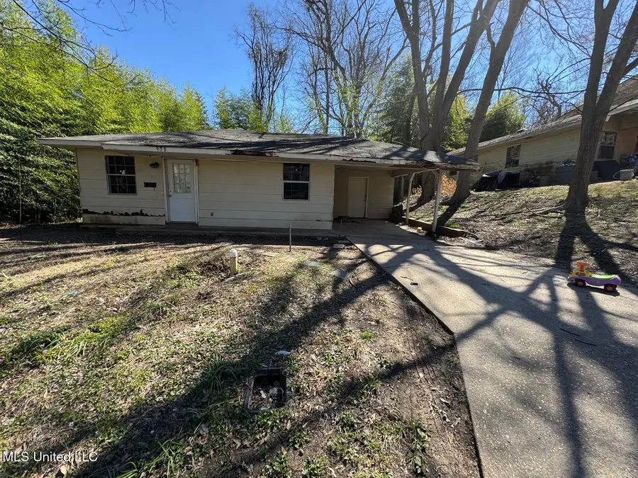 908 Wabash Avenue, Vicksburg, MS 39183 - Image #2