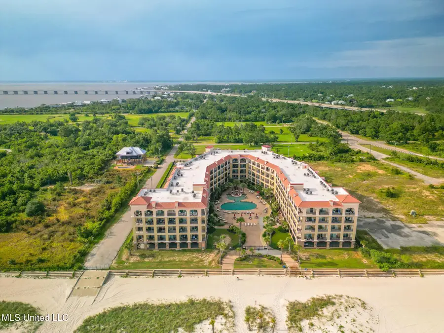 900 Village Lane, Pass Christian, MS 39571 - Image #2