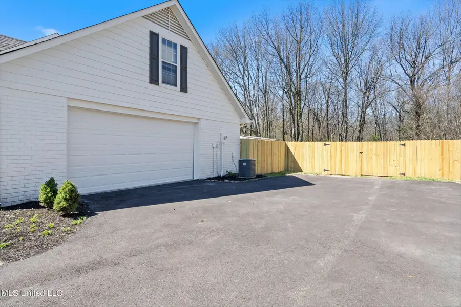 4481 Summers Place Drive, Olive Branch, MS 38654 - Image #3
