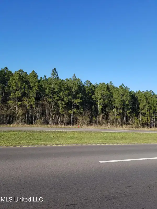 Bienville Boulevard, Ocean Springs, MS 39564