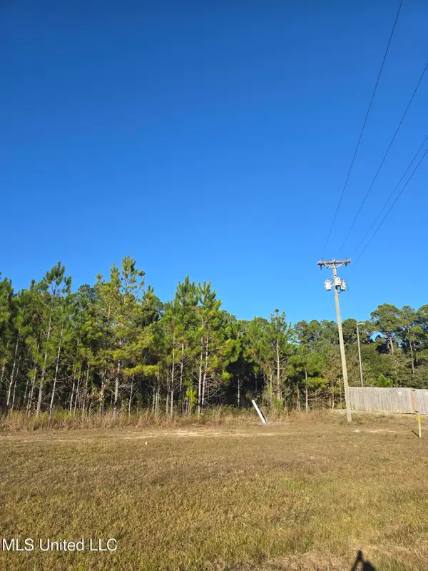 Bienville Boulevard, Ocean Springs, MS 39564