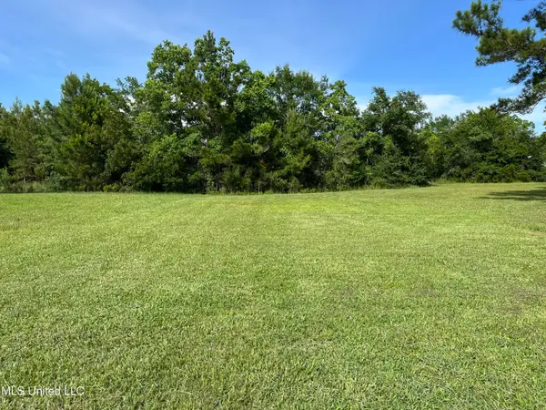 0 Bay Cove Drive, Bay Saint Louis, MS 39520