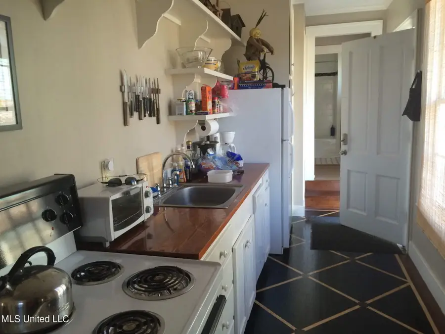 24 Cemetery Road, Natchez, MS 39120 - Image #3