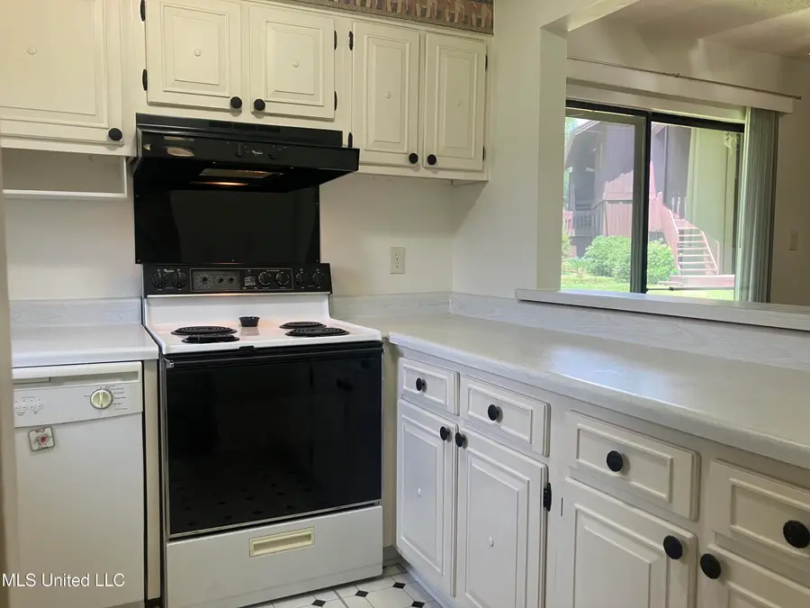 107 Molokai Village, Diamondhead, MS 39525 - Image #3