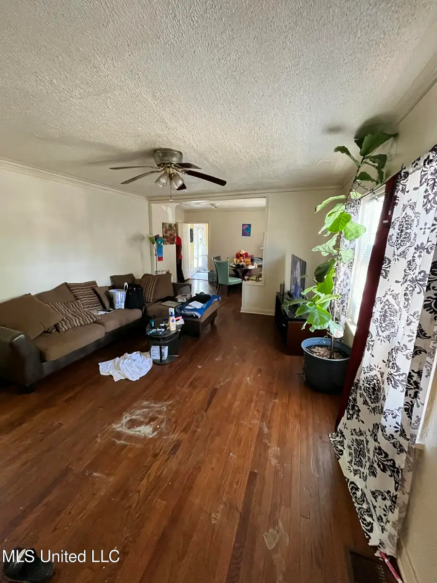 3243 Terry Road, Jackson, MS 39212 - Image #2