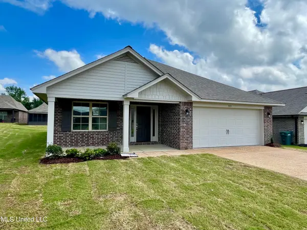 1573 S Reece Drive, Southaven, MS 38671