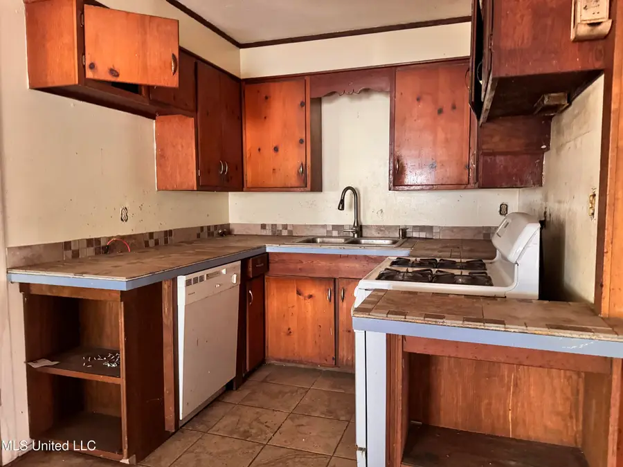 341 Savanna Street, Jackson, MS 39212 - Image #3