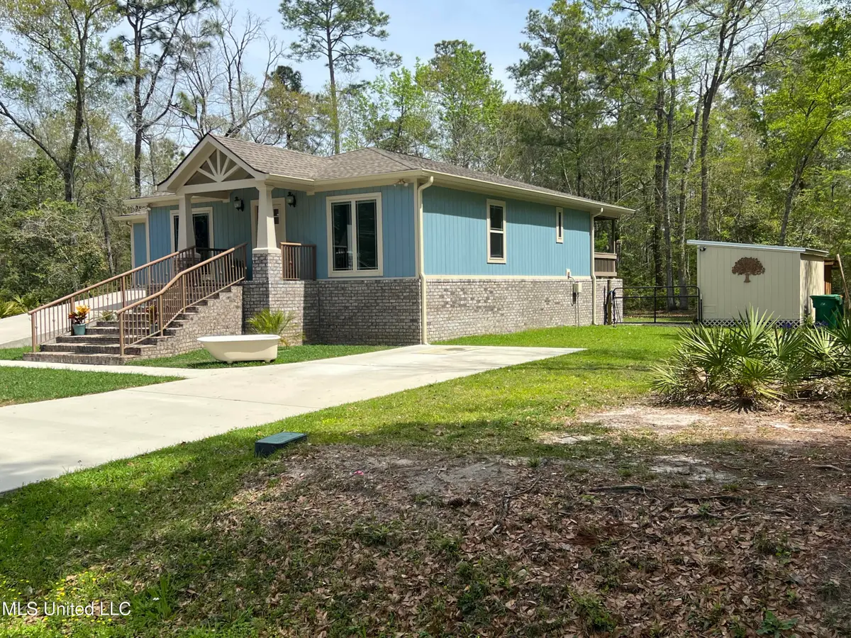 1020 Margaret Street, Ocean Springs, MS 39564 - Image #1