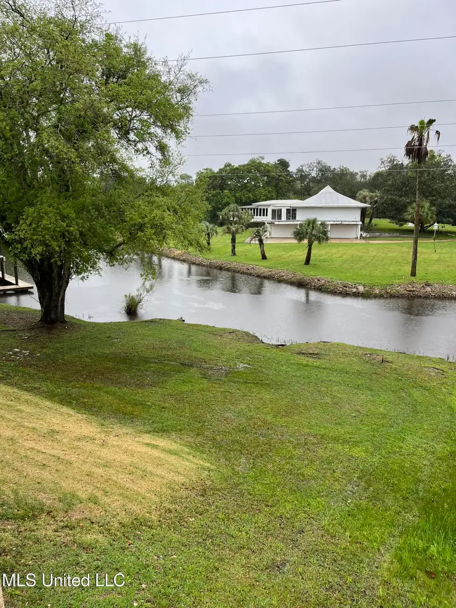 461 & 463 Goose Pointe Boulevard, Biloxi, MS 39531 - Image #3