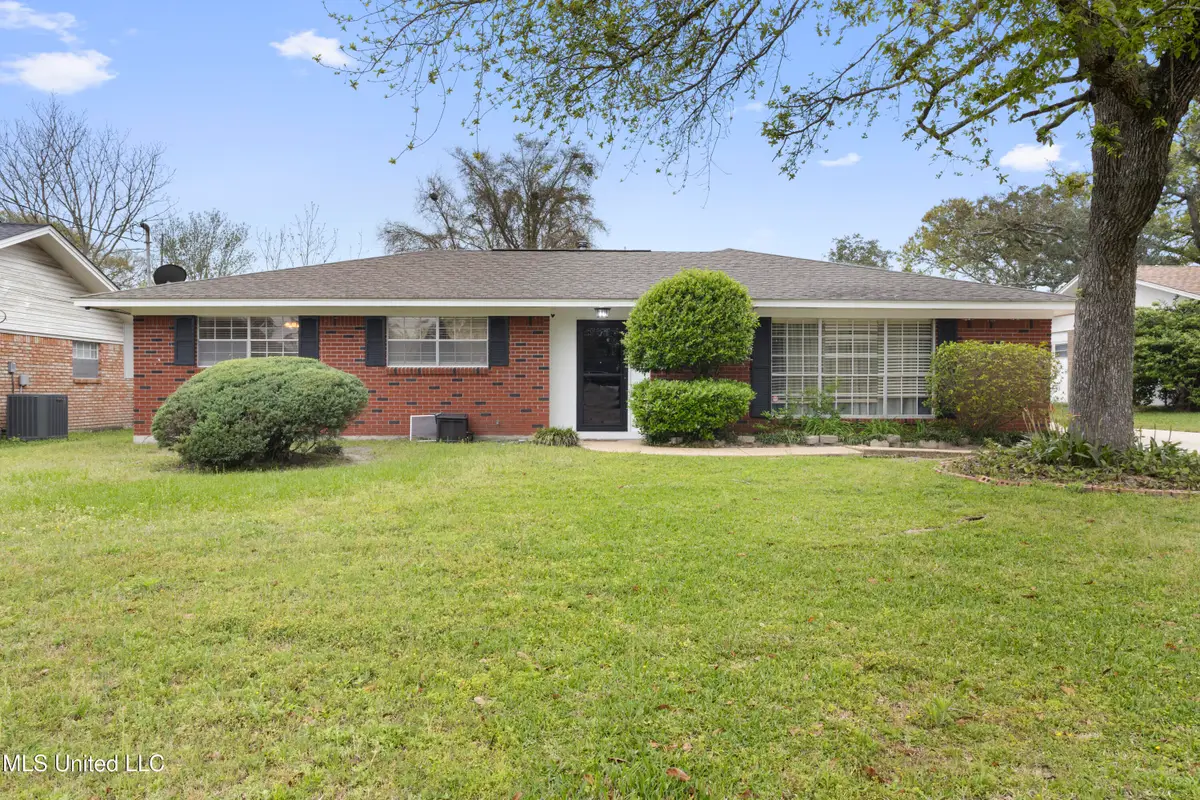 2 Lexington Place, Gulfport, MS 39507 - Image #1