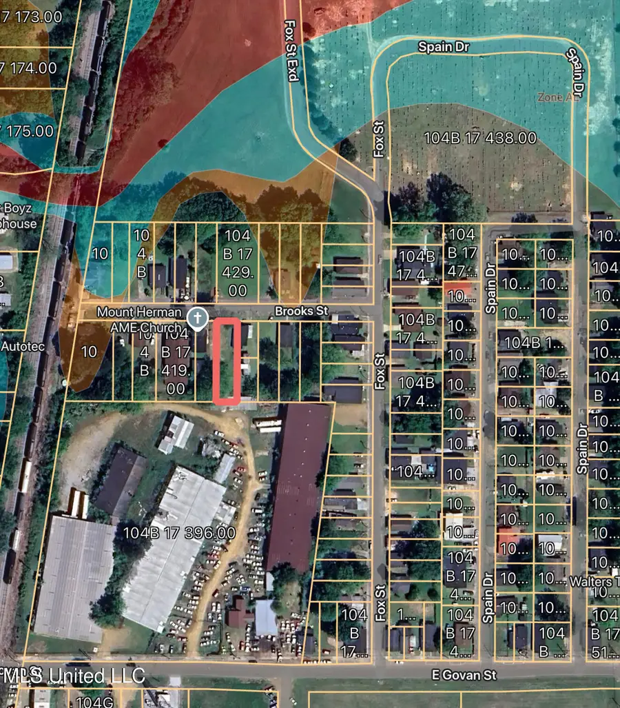 611 Brooks Street, Grenada, MS 38901 - Image #2