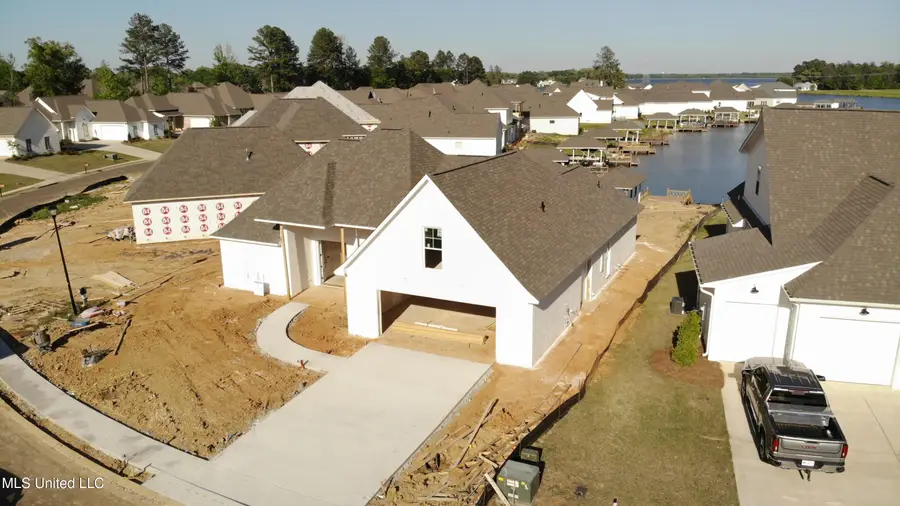 102 Herons Bay Circle, Madison, MS 39110 - Image #2