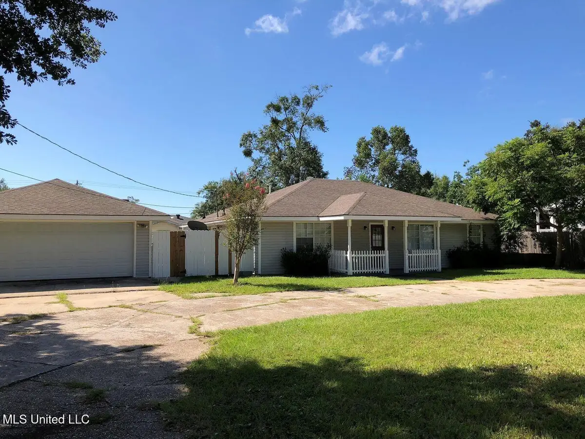 213 Oak Street, Long Beach, MS 39560 - #1