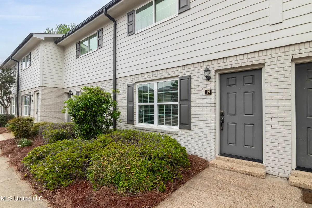 1802 W Jackson Avenue, Oxford, MS 38655 - Image #1