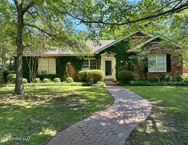 301 S Victoria Avenue, Cleveland, MS 38732