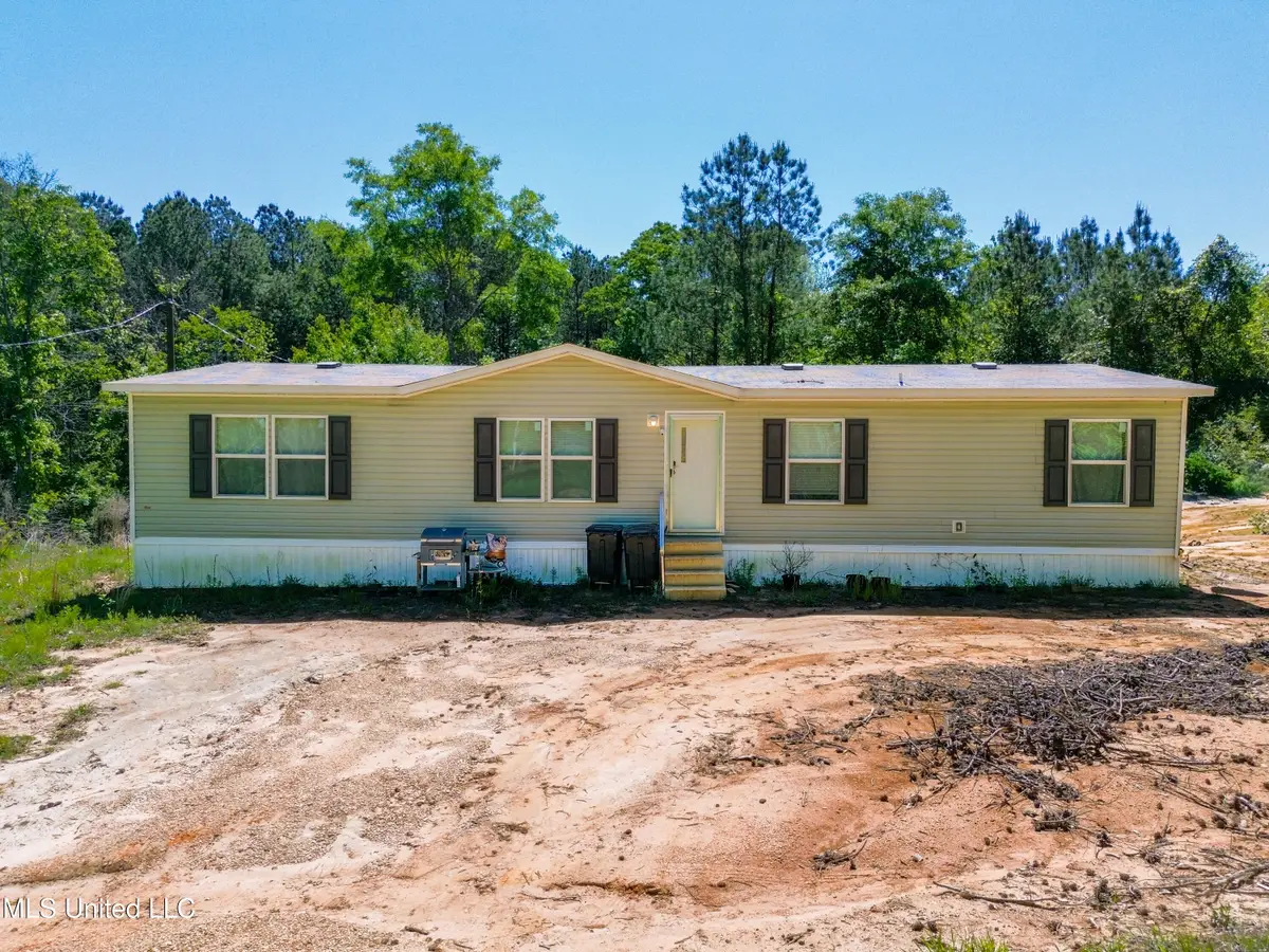 352 Berry Lott Rd Road, Magee, MS 39111 - Image #1