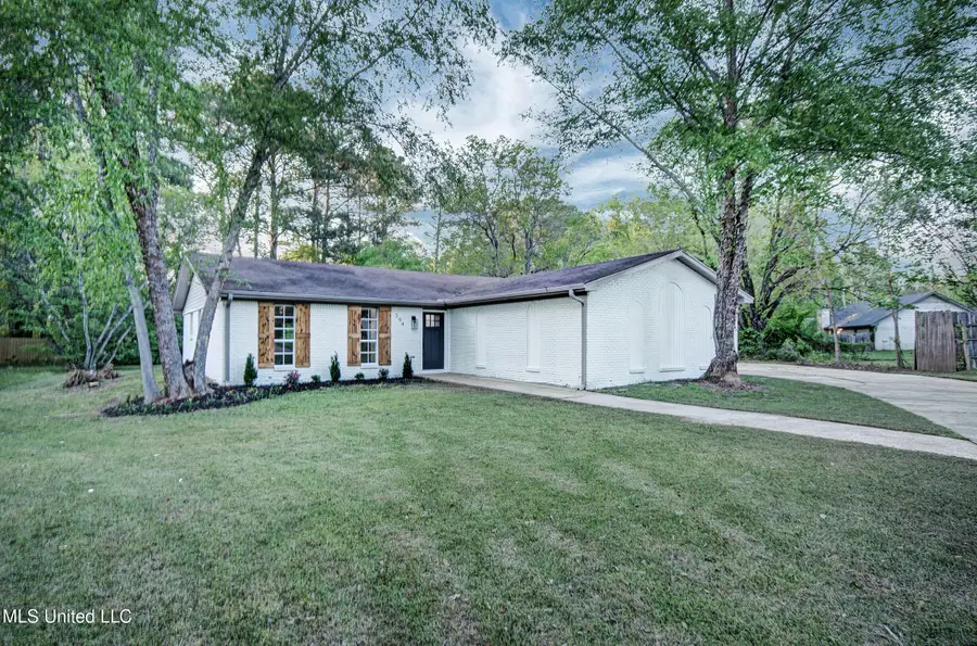 394 Woodcliff Drive, Jackson, MS 39212 - Image #3