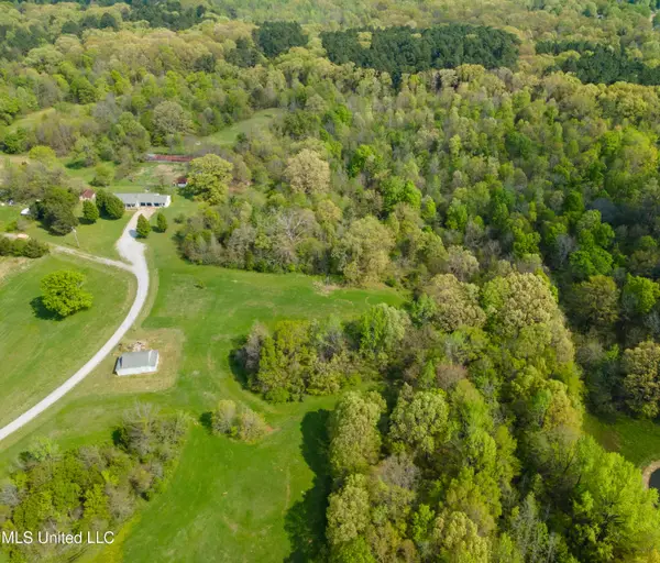 13950 Fairview Road E, Byhalia, MS 38611