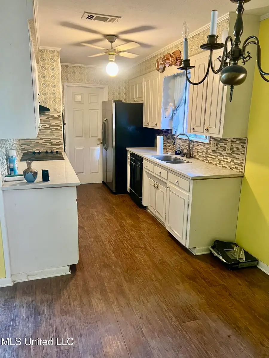 136 Pecanwood Drive, Natchez, MS 39120 - Image #2