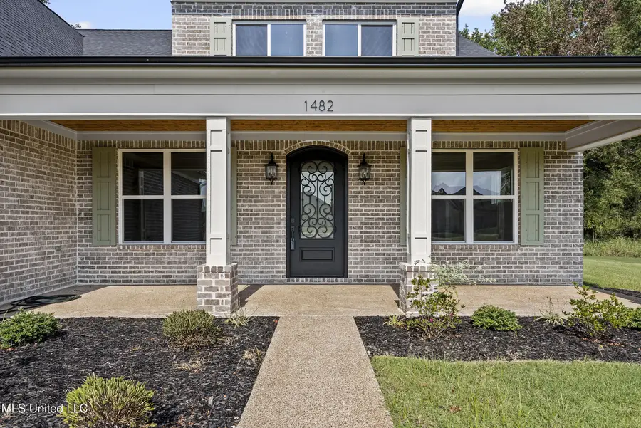 1482 John Thomas Cove, Hernando, MS 38632 - Image #2