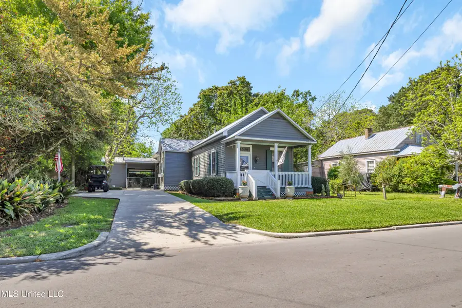 1306 Bowen Avenue, Ocean Springs, MS 39564 - #3