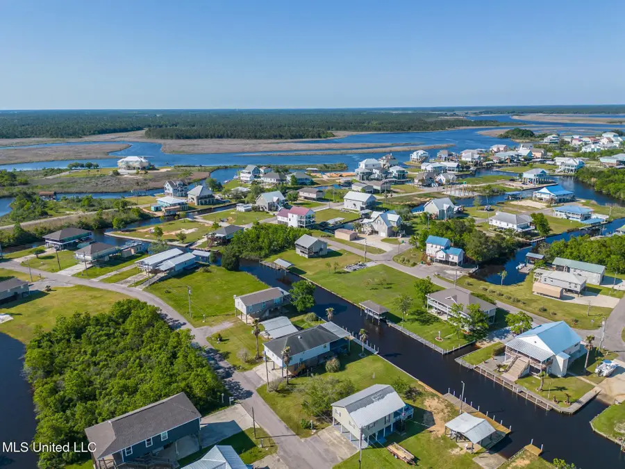 5036 Utah Street, Bay Saint Louis, MS 39520 - #3