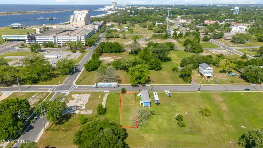 124 Cedar Street, Biloxi, MS 39530 - Image #2