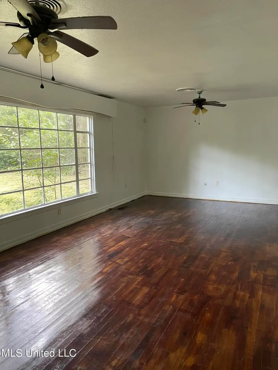 220 Wildwood Terrace, Jackson, MS 39212 - Image #3