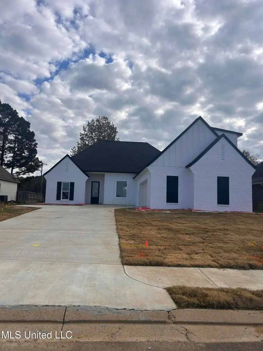 212 Sweetbriar Circle, Canton, MS 39046 - Image #2