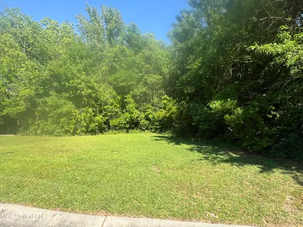 694 Waters View Drive, Biloxi, MS 39532