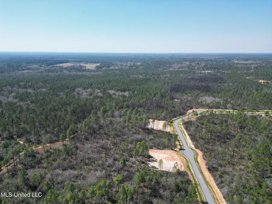 40 Whitfield Dr., Kiln, MS 39556 - Image #2