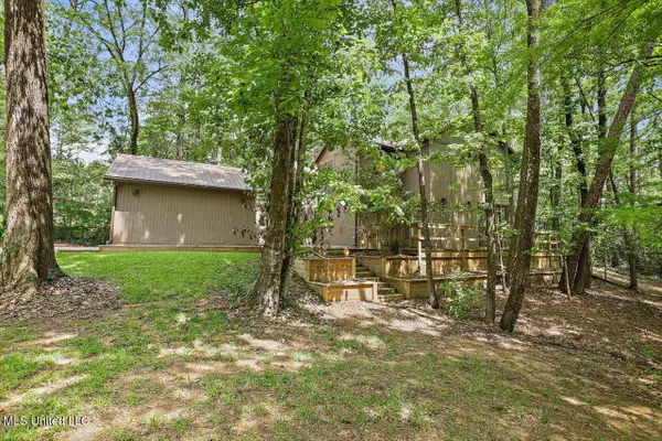 1844 Eastover Drive, Jackson, MS 39211