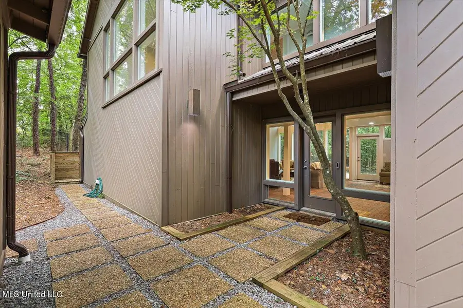 1844 Eastover Drive, Jackson, MS 39211 - Image #2