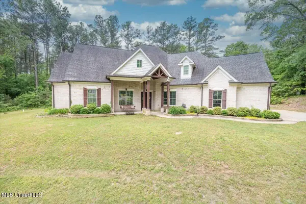 223 Fawn Cove, Hernando, MS 38632