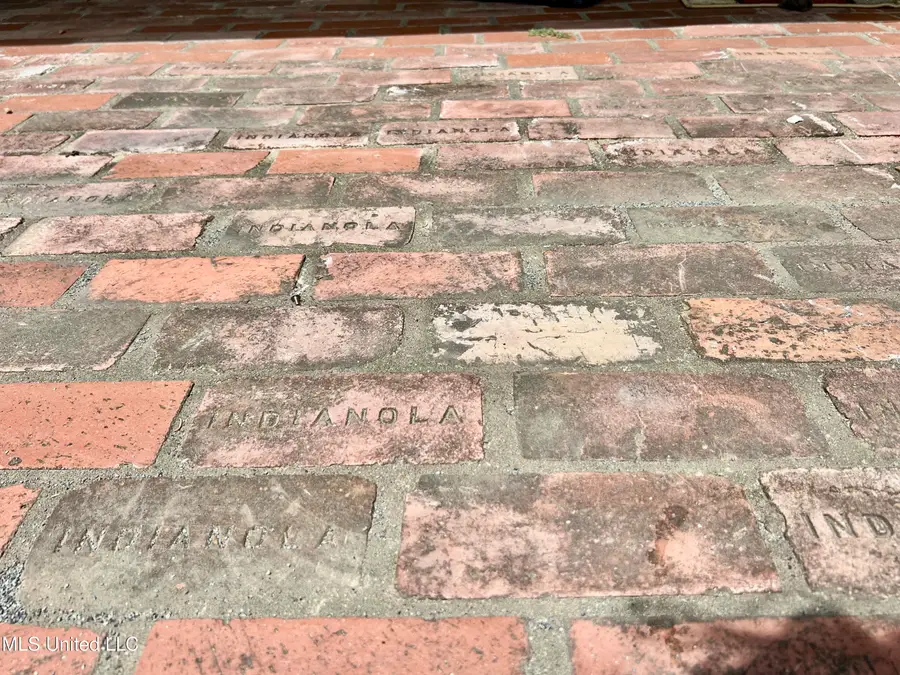 111 E Gresham Street, Indianola, MS 38751 - Image #2